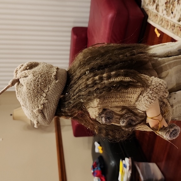 Dolls - Picture 4 of 6